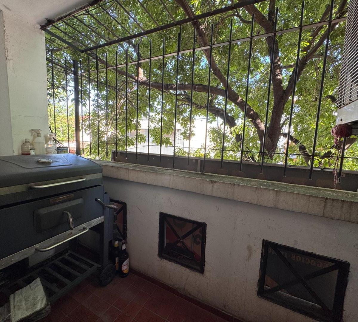 3 Ambientes en Duplex con Balcón y Dos Baños. 3