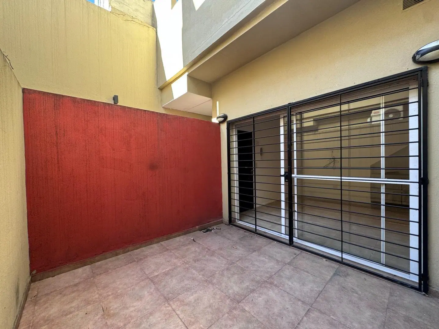 2 AMBIENTES CON PATIO - BAJAS EXPENSAS. 2