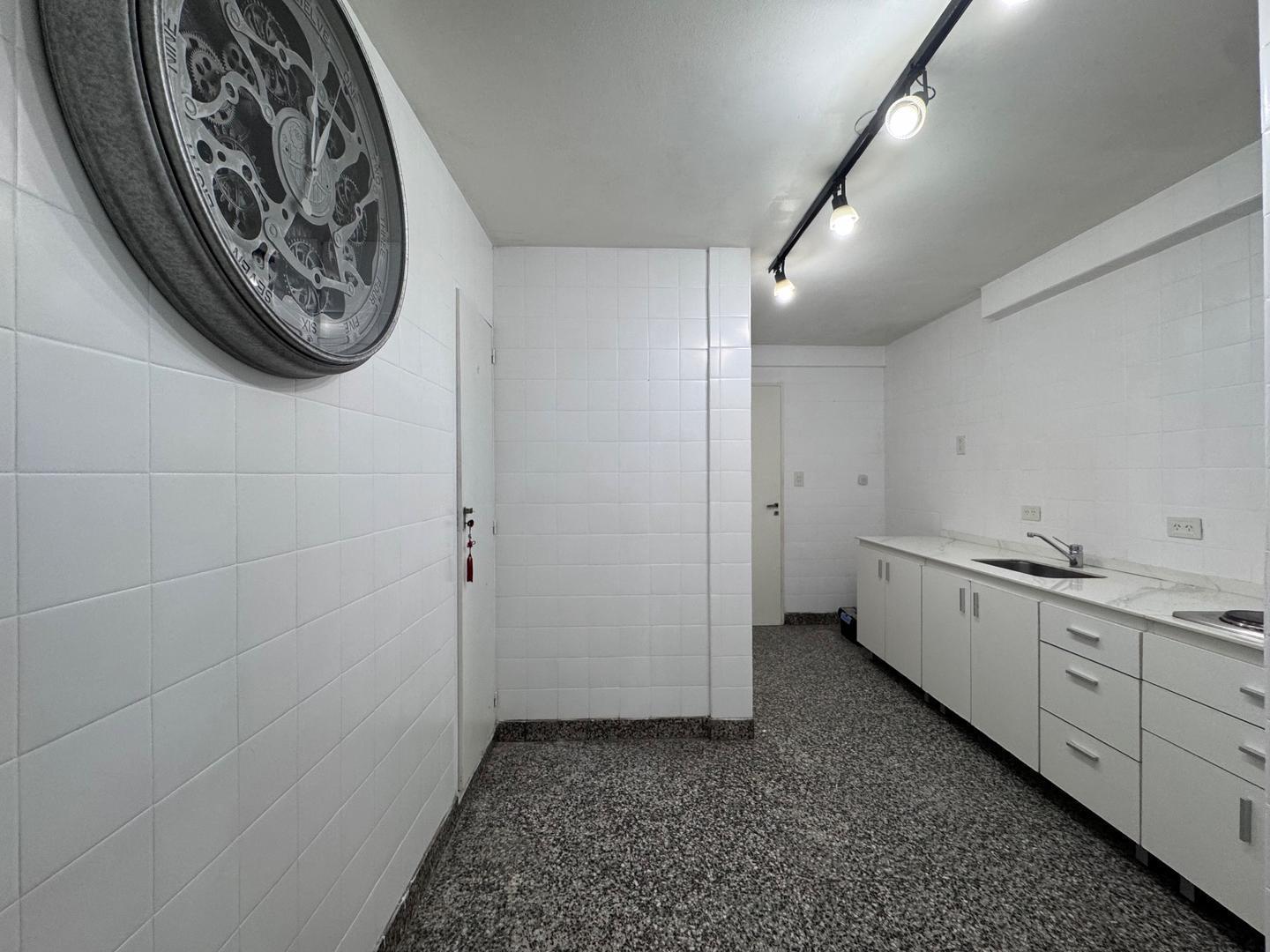Foto de 3 AMBIENTES CON DOS BAÑOS, BALCON Y COCHERA., imagen 1