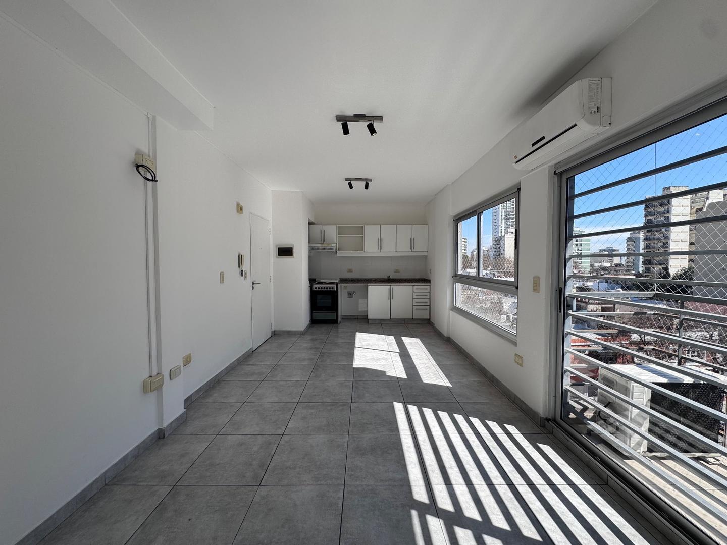 Foto de 2 AMBIENTES CON BALCON AL FRENTE., imagen 1