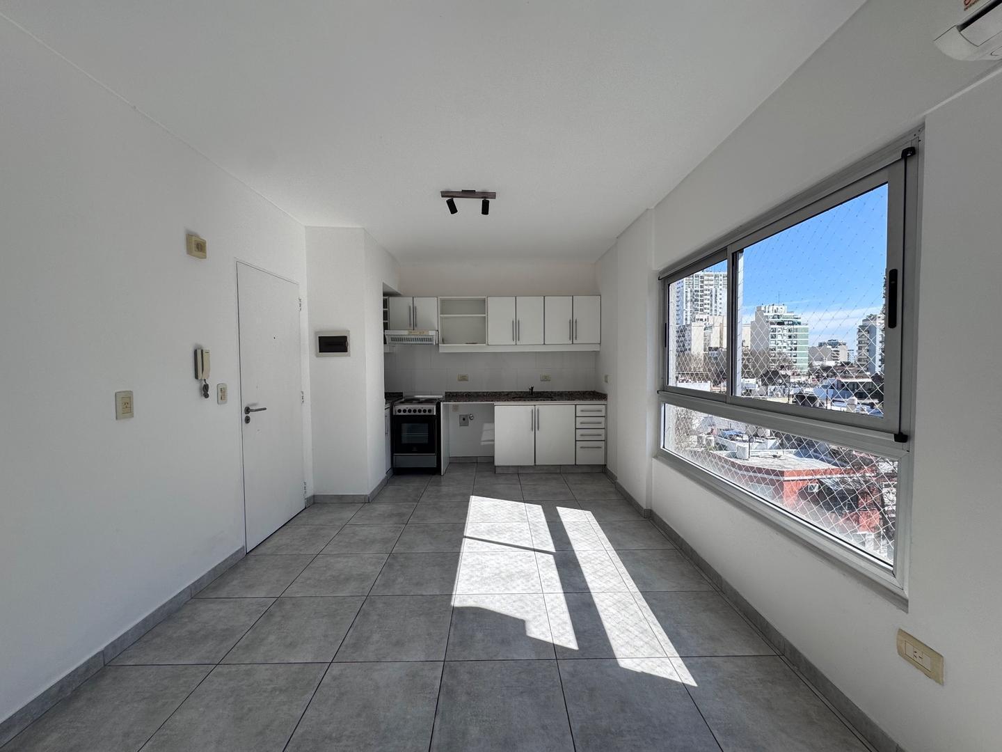 Foto de 2 AMBIENTES CON BALCON AL FRENTE., imagen 2