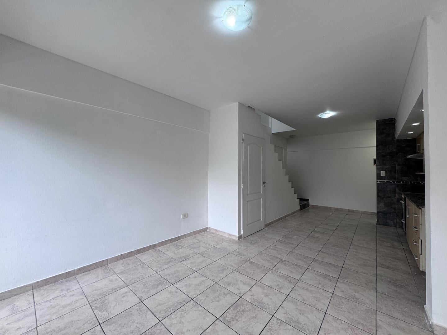 Foto de 2 AMBIENTES EN DUPLEX CON BALCON Y TERRAZA., imagen 4