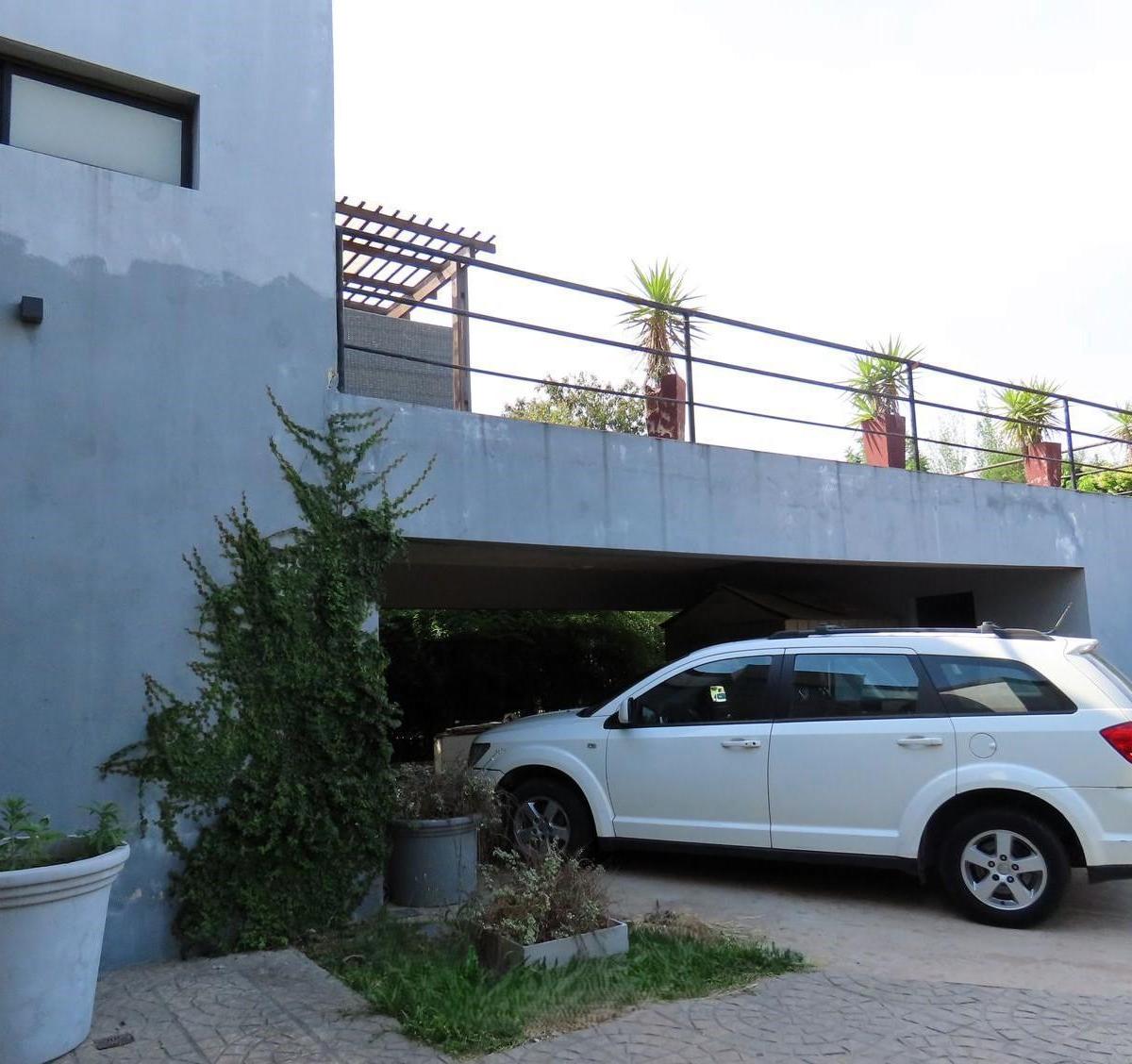 Casa en Venta Barrio Cerrado 5