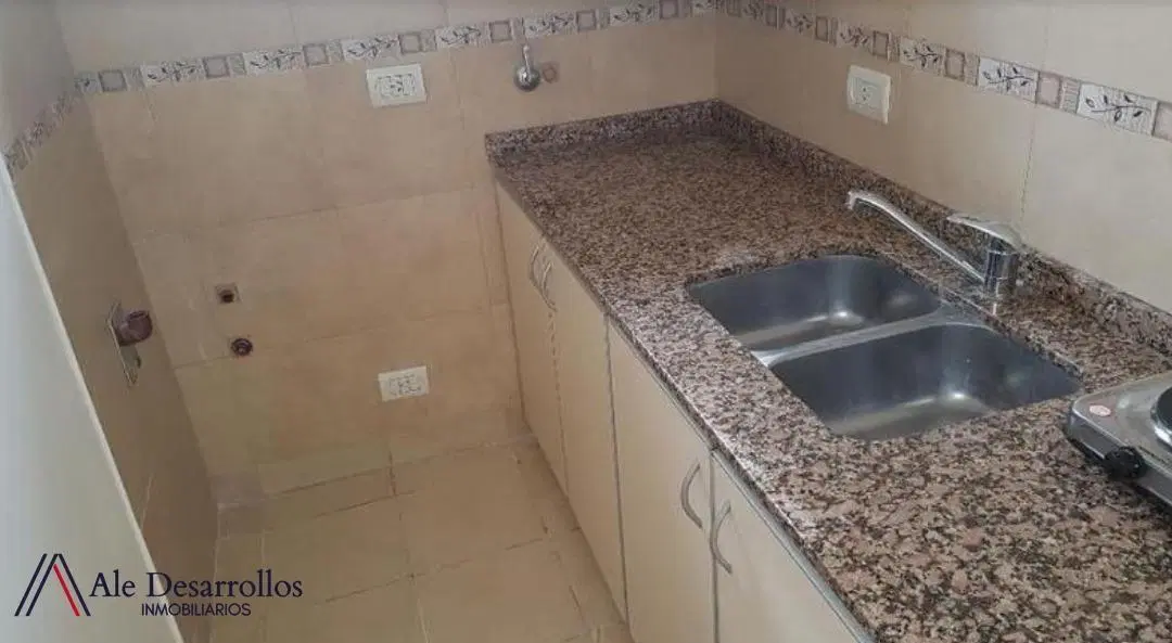 Departamento en Jose León Suarez 5