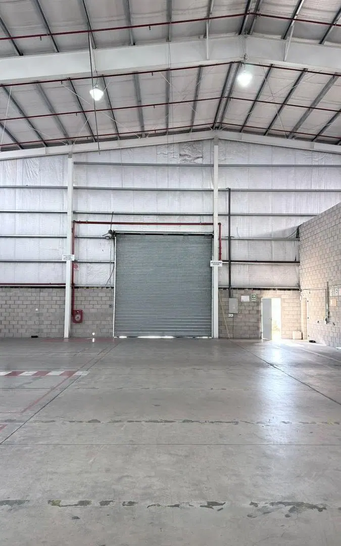 Nave Industrial en Carapachay 5
