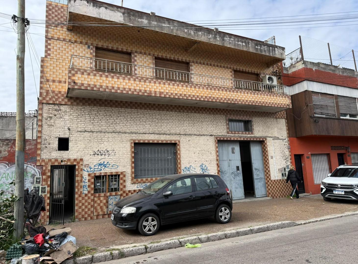 Foto de Se vende cuatro ph y galpón en block, imagen 1