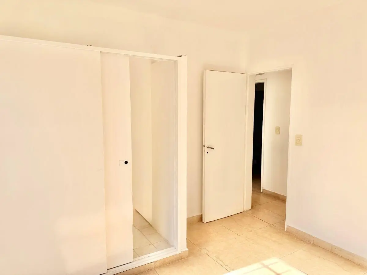 Cómodo departamento ideal primera vivienda o uso comercial 2