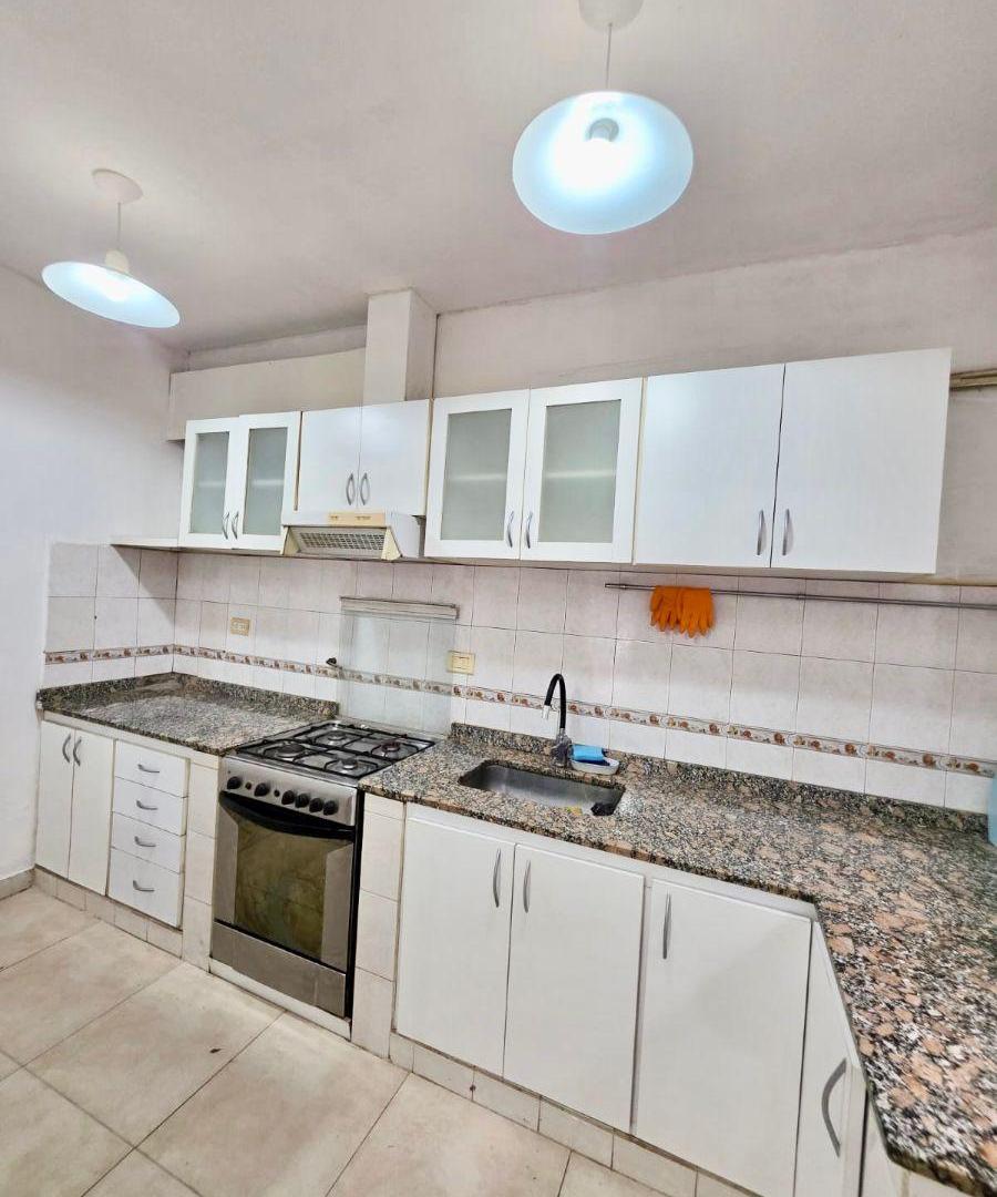 Foto de Cómoda casa ideal vivienda permanente a pocas cuadras de Ruta Nac. 8, imagen 3
