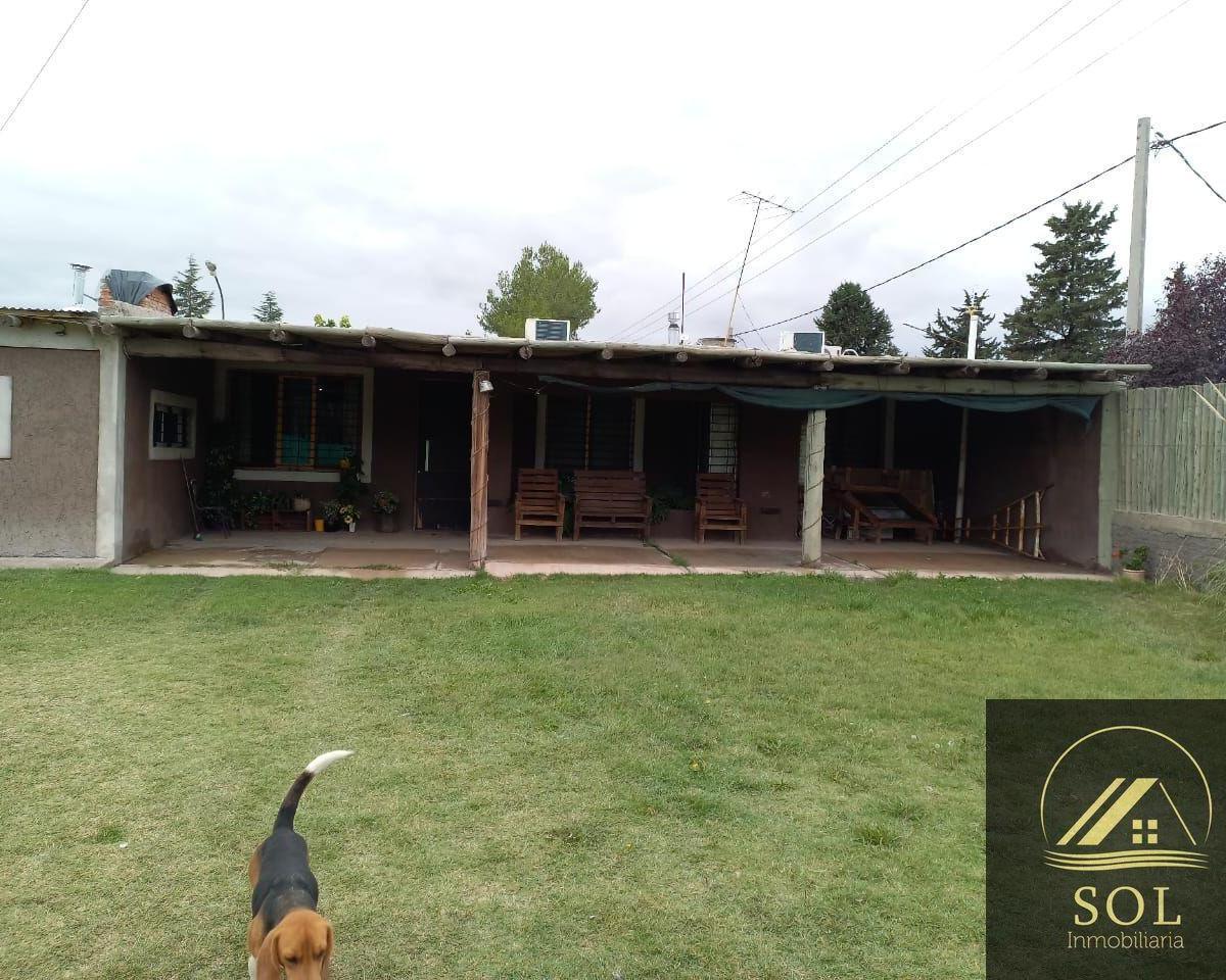 Casa en Venta de 3 Dorm. C/ Cochera en Tunuyán 5