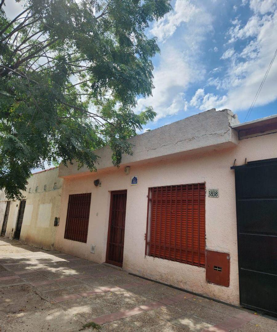 CASA+DEPARTAMENTO EN VENTA