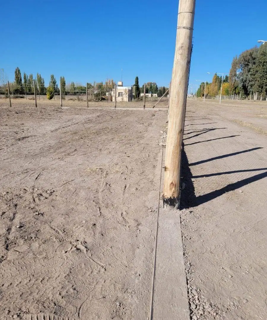 OPORTUNIDAD EN BARRIO PRIVADO – TERRENO DE 2.500 m² EN ESQUINA 7