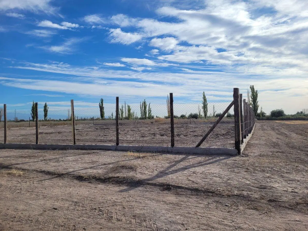 OPORTUNIDAD EN BARRIO PRIVADO – TERRENO DE 2.500 m² EN ESQUINA 1