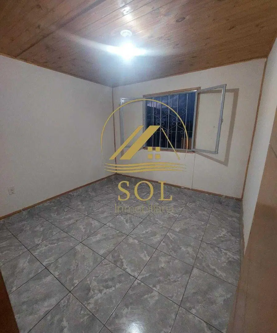 Casa de 50 m² con 2 dormitorios en alquiler en Rodeo del Medio 3