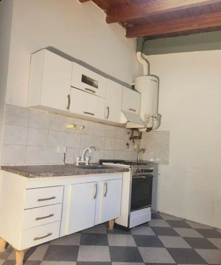 CASA EN ALQUILER, GODOY CRUZ 4