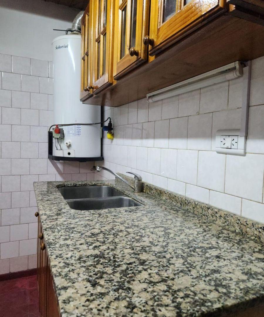 Foto de DEPARTAMENTO TIPO DUPLEX EN ALQUILER - BARIO FARMACÉUTICO, imagen 3
