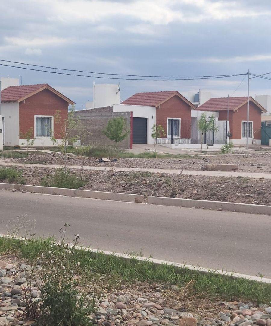 Foto de LOTES EN VENTA – BARRIO NATANIA 73 | MAIPÚ, imagen 2
