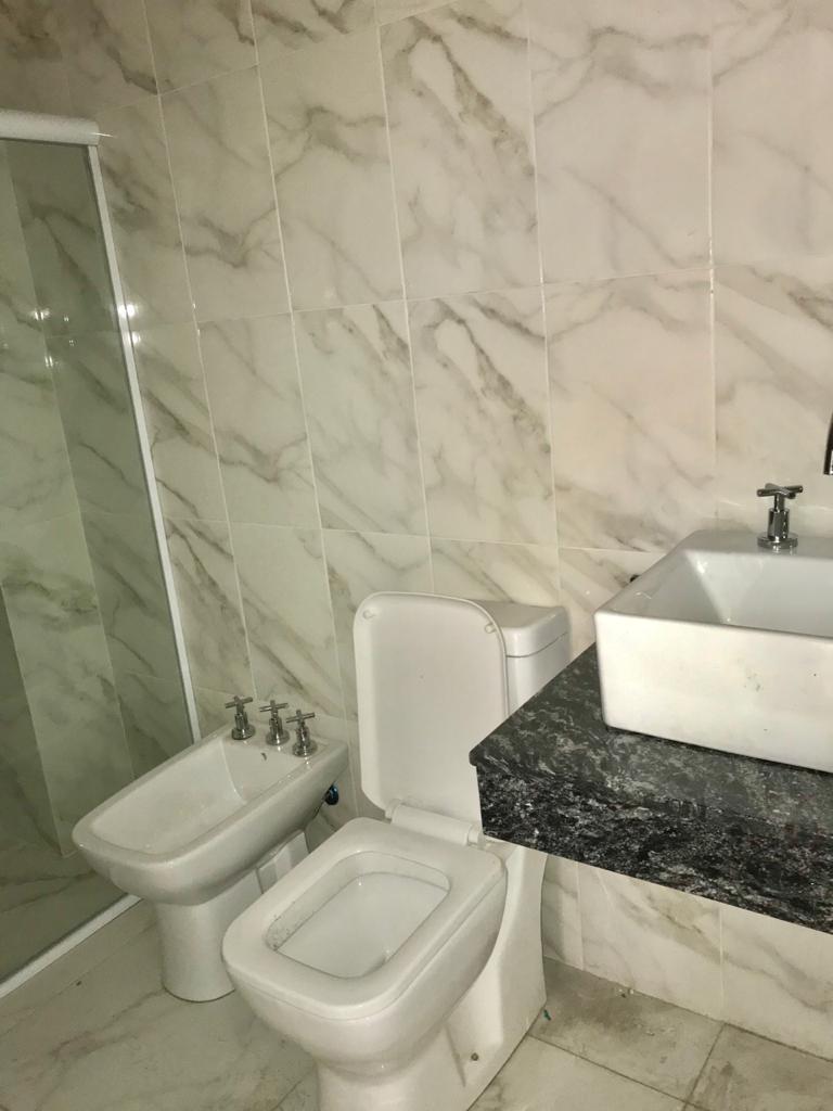 Excelente Departamento de 3 Ambientes - Edificio Lyon - Adrogue 5