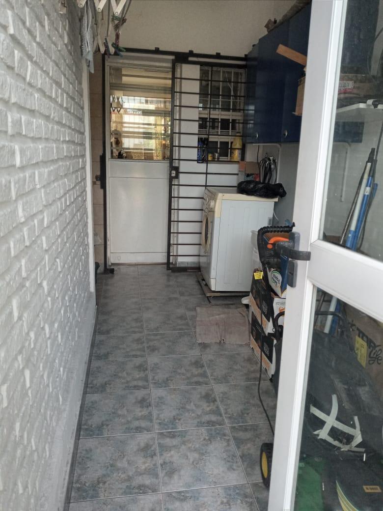 CASA A LA VENTA EN ADROGUE - ACEPTA PERMUTA
