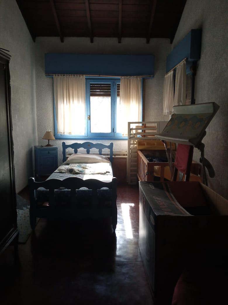 MUY LINDA CASA EN EXCELENTE UBICACIÓN EN ADROGUE