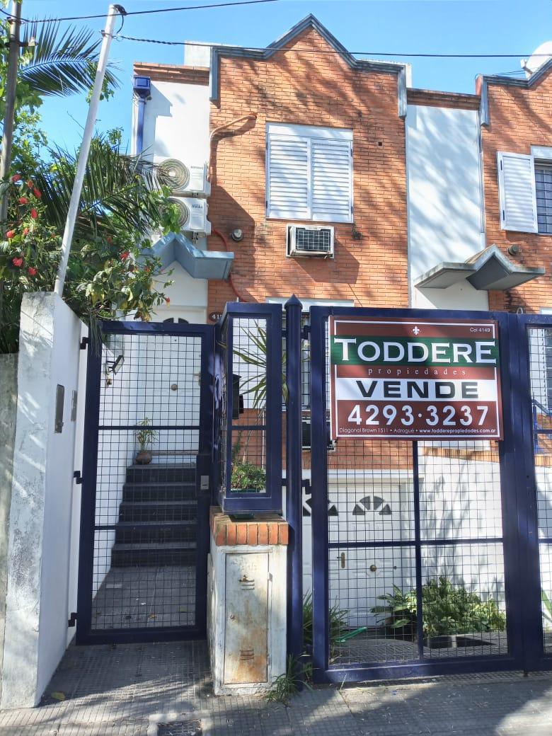 EXCELENTE DUPLEX EN INMEJORABLE UBICACION - ADROGUE