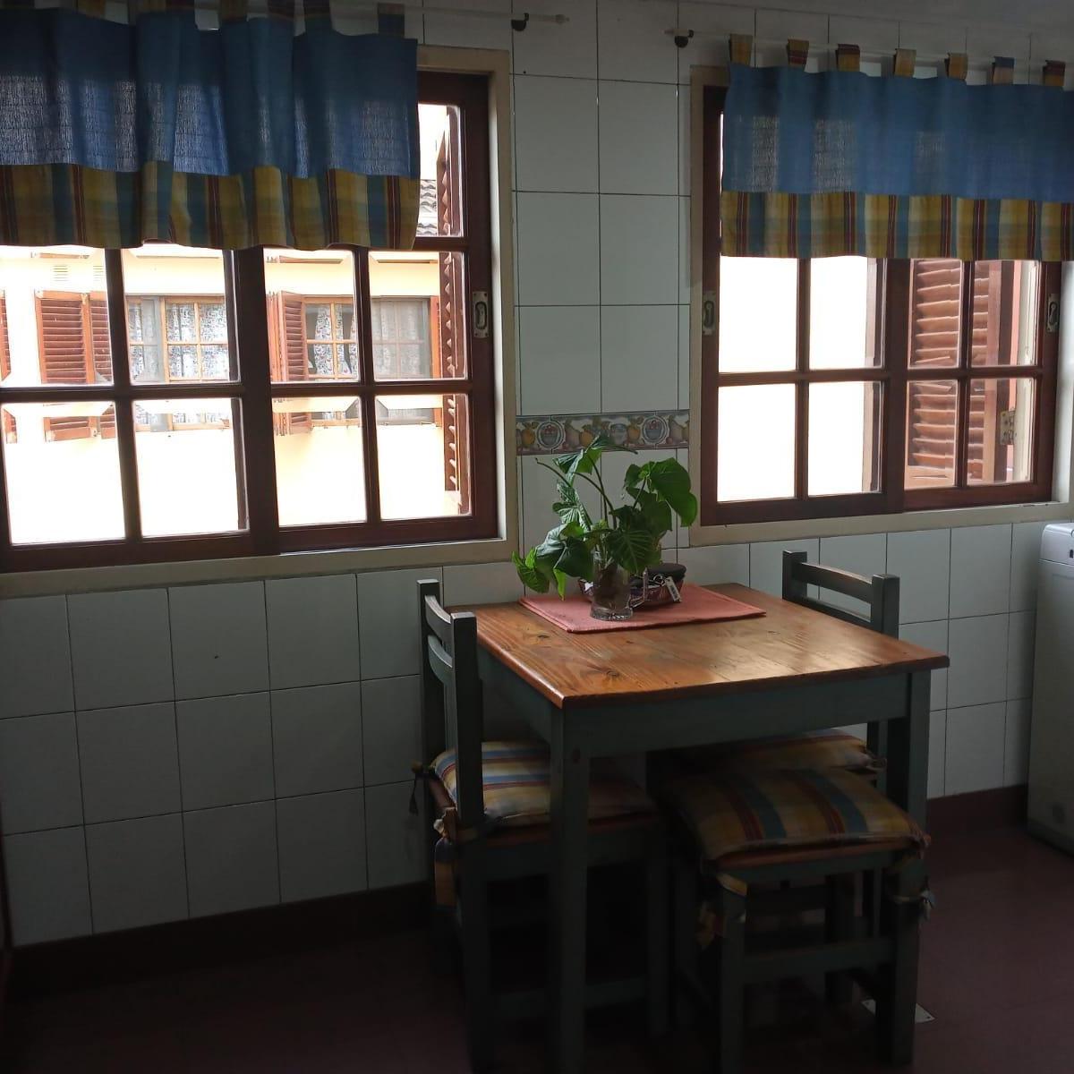 Foto de HERMOSO DEPARTAMENTO DE 3 AMBIENTES EN INMEJORABLE UBICACION - ADROGUE, imagen 4