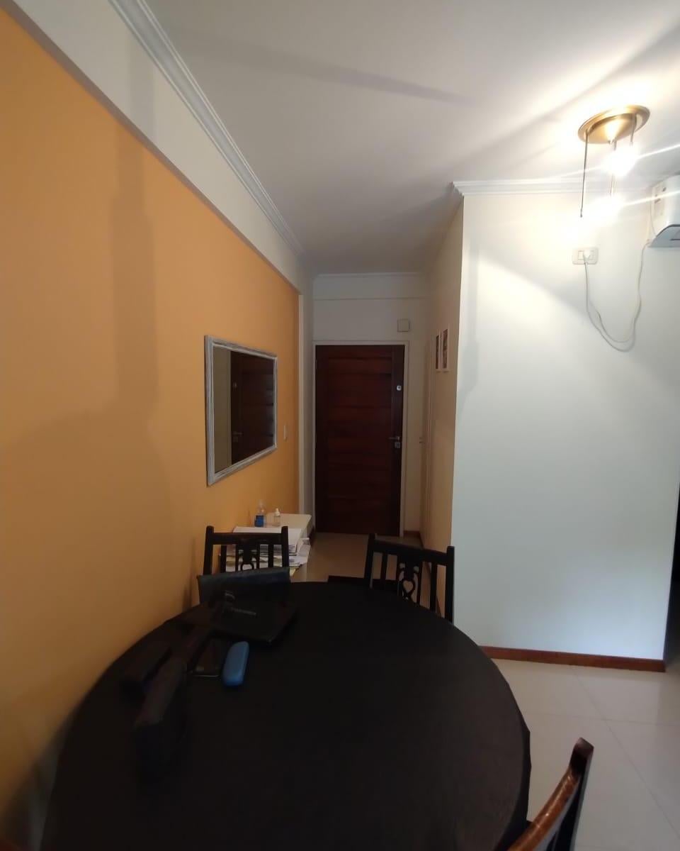 Foto de DEPARTAMENTO DE 3 AMBIENTES EN VENTA EN EXCELENTE UBICACION EN ADROGUE, imagen 2