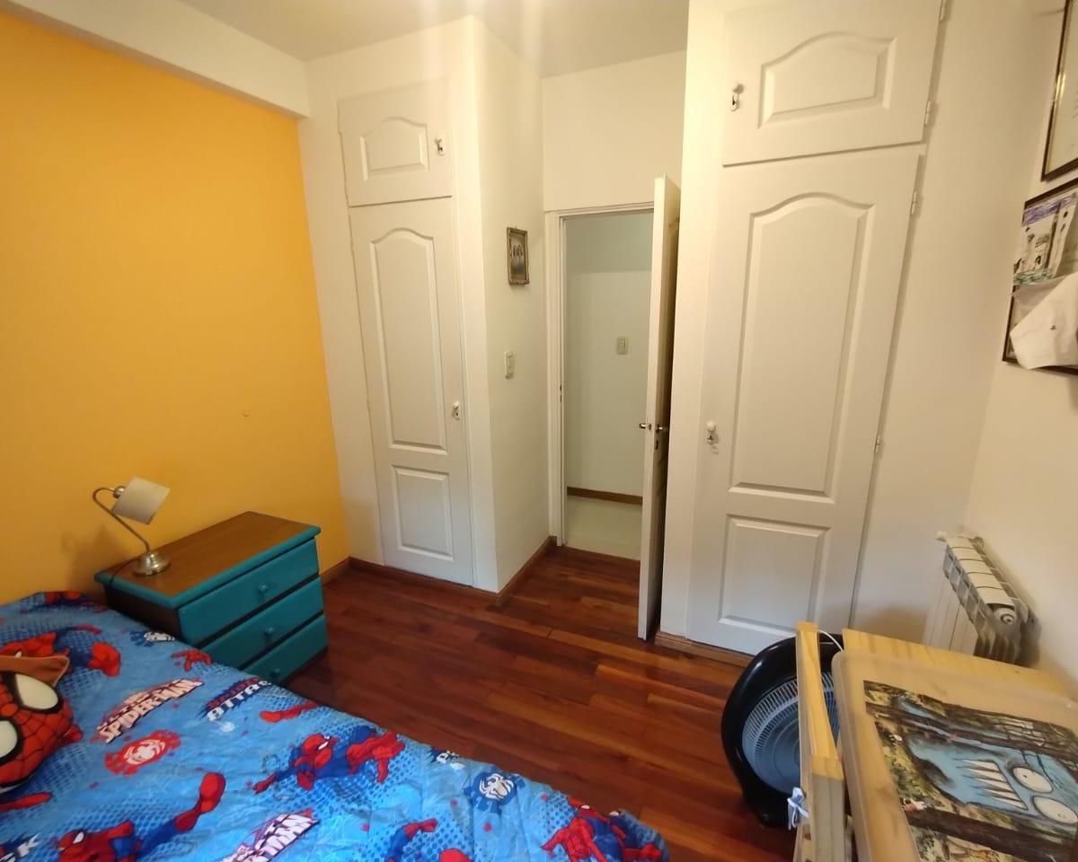 DEPARTAMENTO DE 3 AMBIENTES EN VENTA EN EXCELENTE UBICACION EN ADROGUE