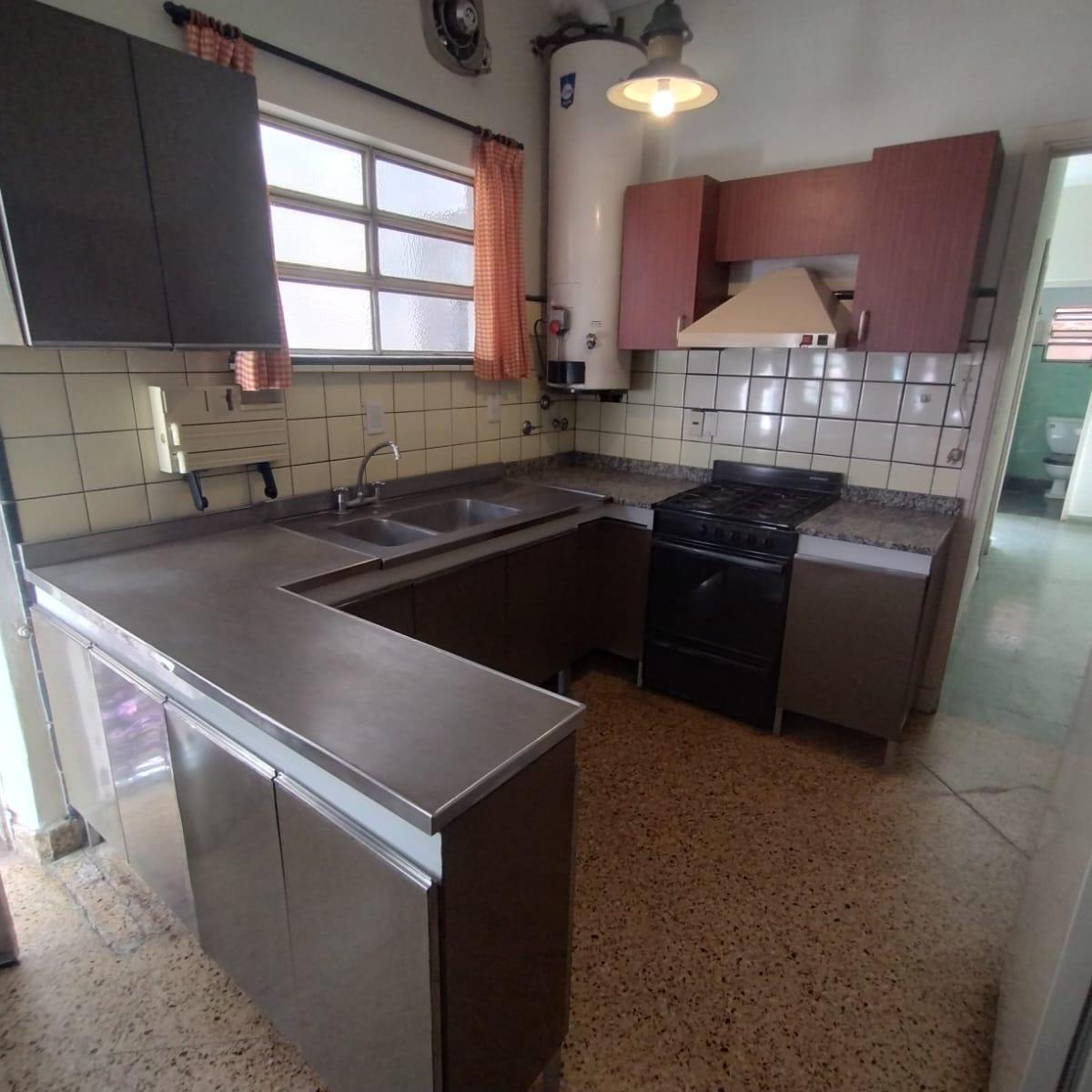 RETASADA!! CASA DE 3 DORMITORIOS EN VENTA EN TURDERA