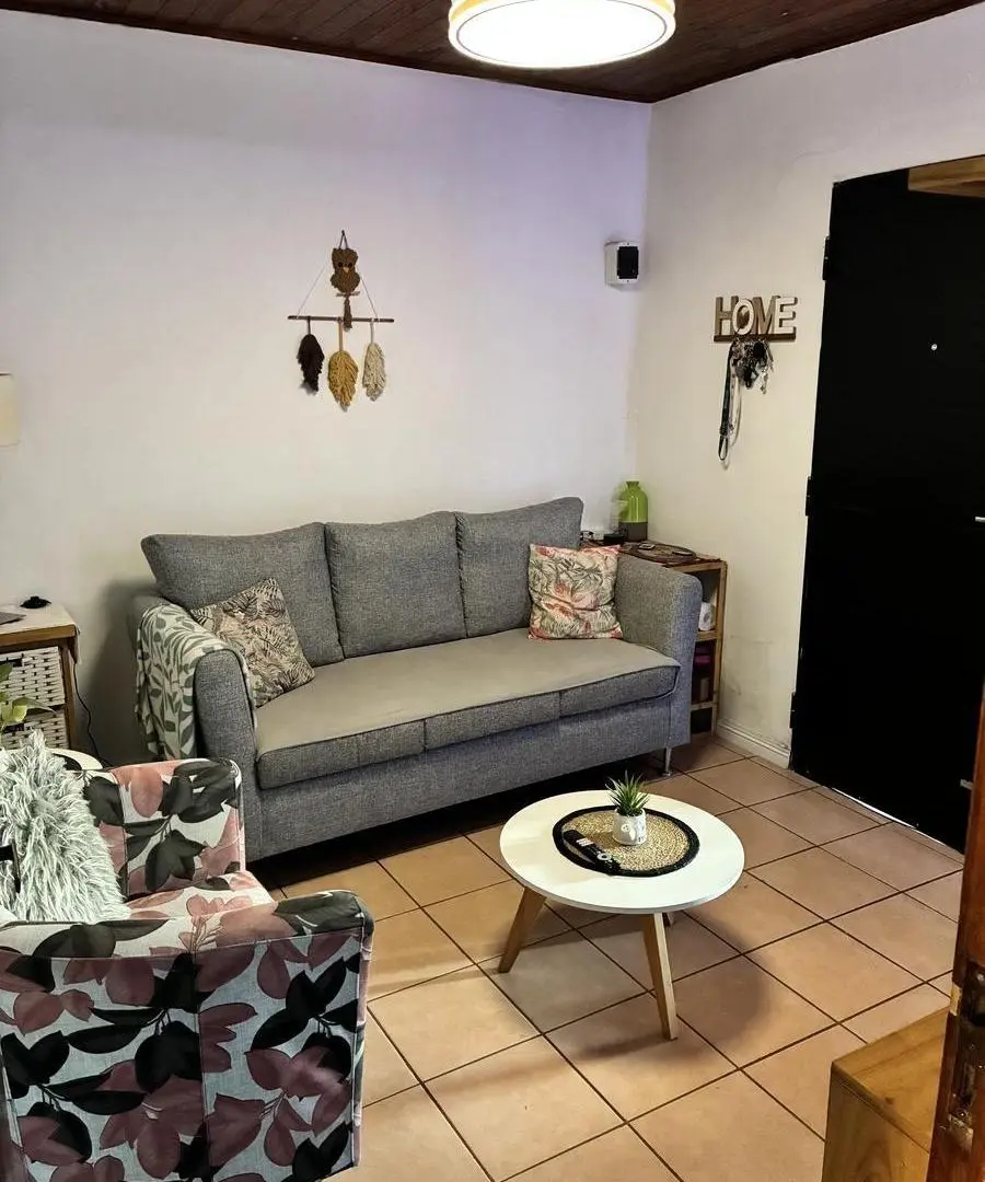 HERMOSA CASA A LA VENTA EN JOSE MARMOL 4