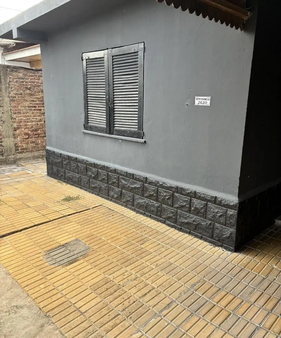 HERMOSA CASA A LA VENTA EN JOSE MARMOL 2