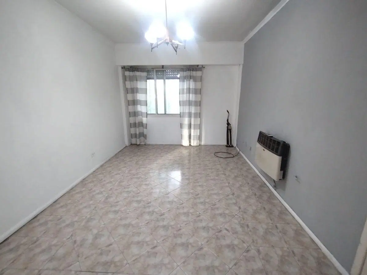 DEPARTAMENTO 3 AMBIENTES EN ALQUILER EN ADROGUE 3