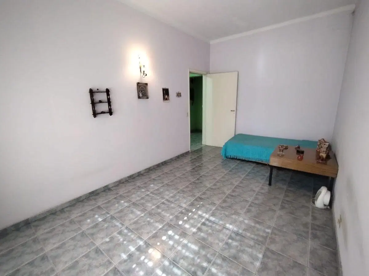 HERMOSA CASA EN VENTA EN EXCELENTE UBICACION EN ADROGUE 2