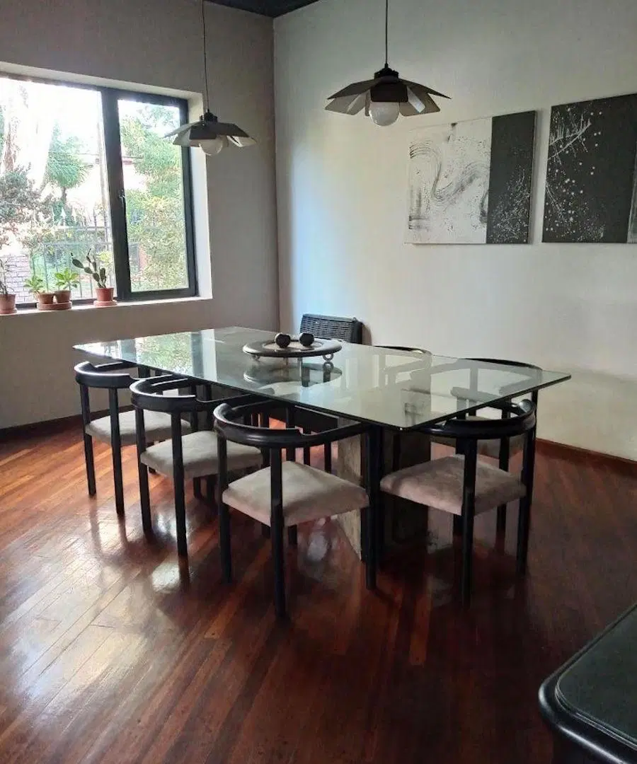 EXCELENTE CASA CON GRAN LOTE A LA VENTA EN ADROGUE 3