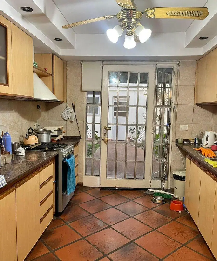 CASA A LA VENTA SOBRE CALLE DRUMOND AL 600 ADROGUE 3