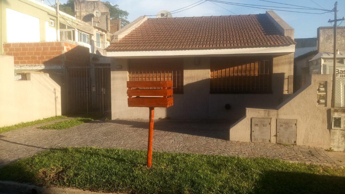 Foto de PH DE 3 DORMITORIOS CON JARDIN EN VENTA EN ADROGUE - BOUCHARD 582, imagen 5