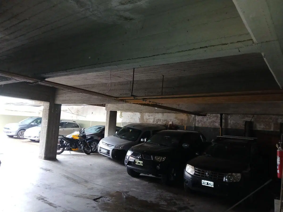 Excelente Depósito con 253 m2 construidos en alquiler en Villa Urquiza 1