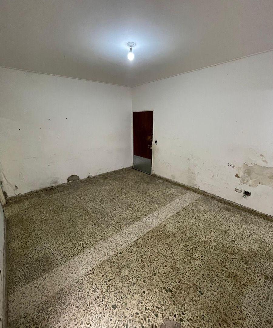 Foto de 2 ambientes Pb con Patio Ideal Flipping Villa General Mitre, imagen 2