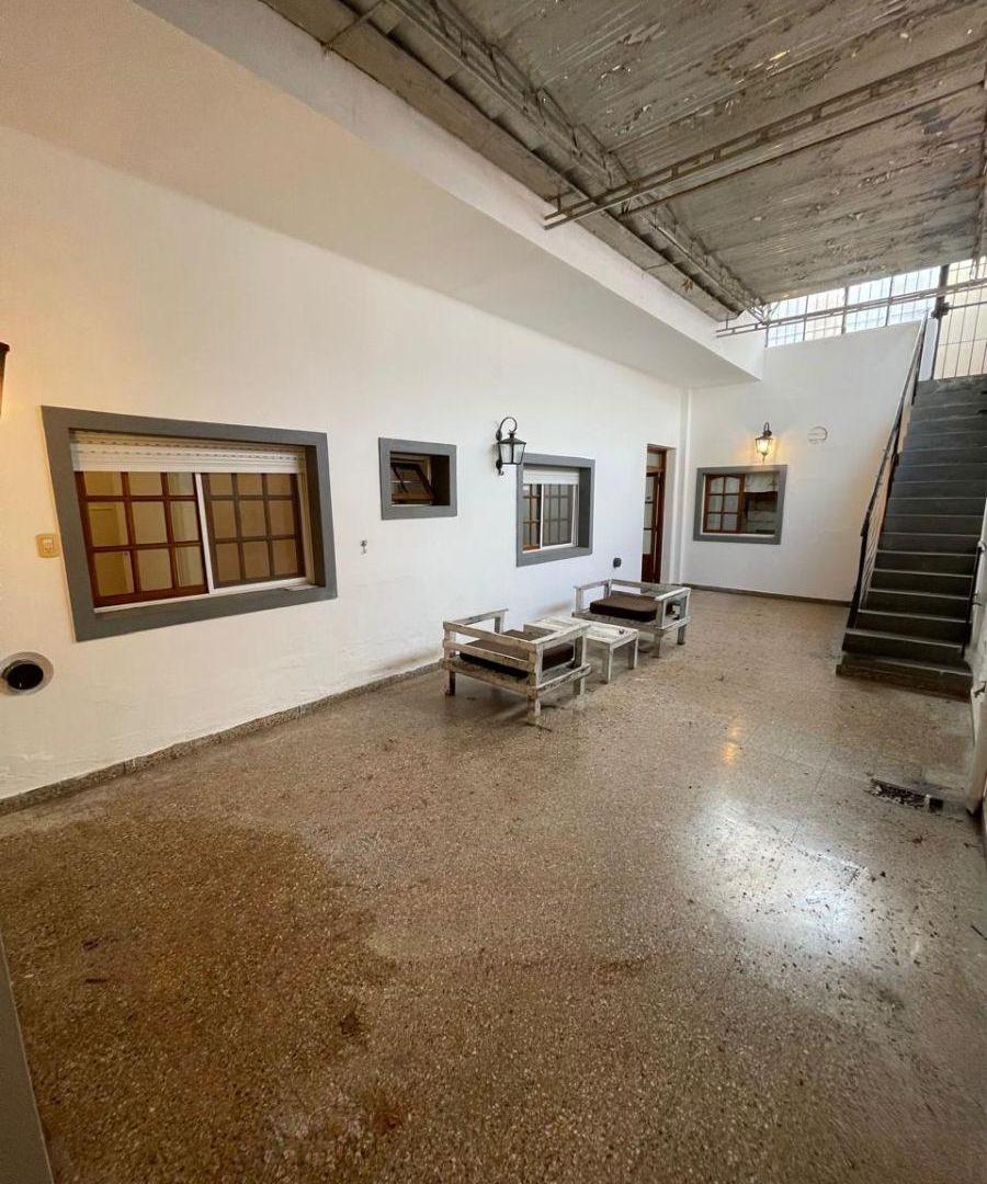 Foto de 3 AMBIENTES CON PATIO Y GRAN QUINCHO — VILLA URQUIZA, imagen 1