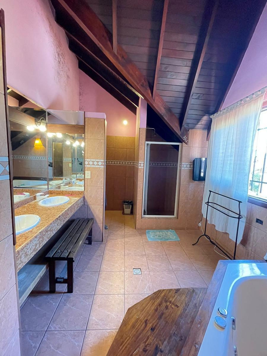 (Retasado) Venta | Chalet en Necochea 2
