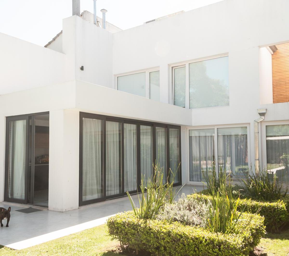 Venta | Moderno Chalet | Zona Guemes | Los Troncos | Visitala Virtualmente! 4