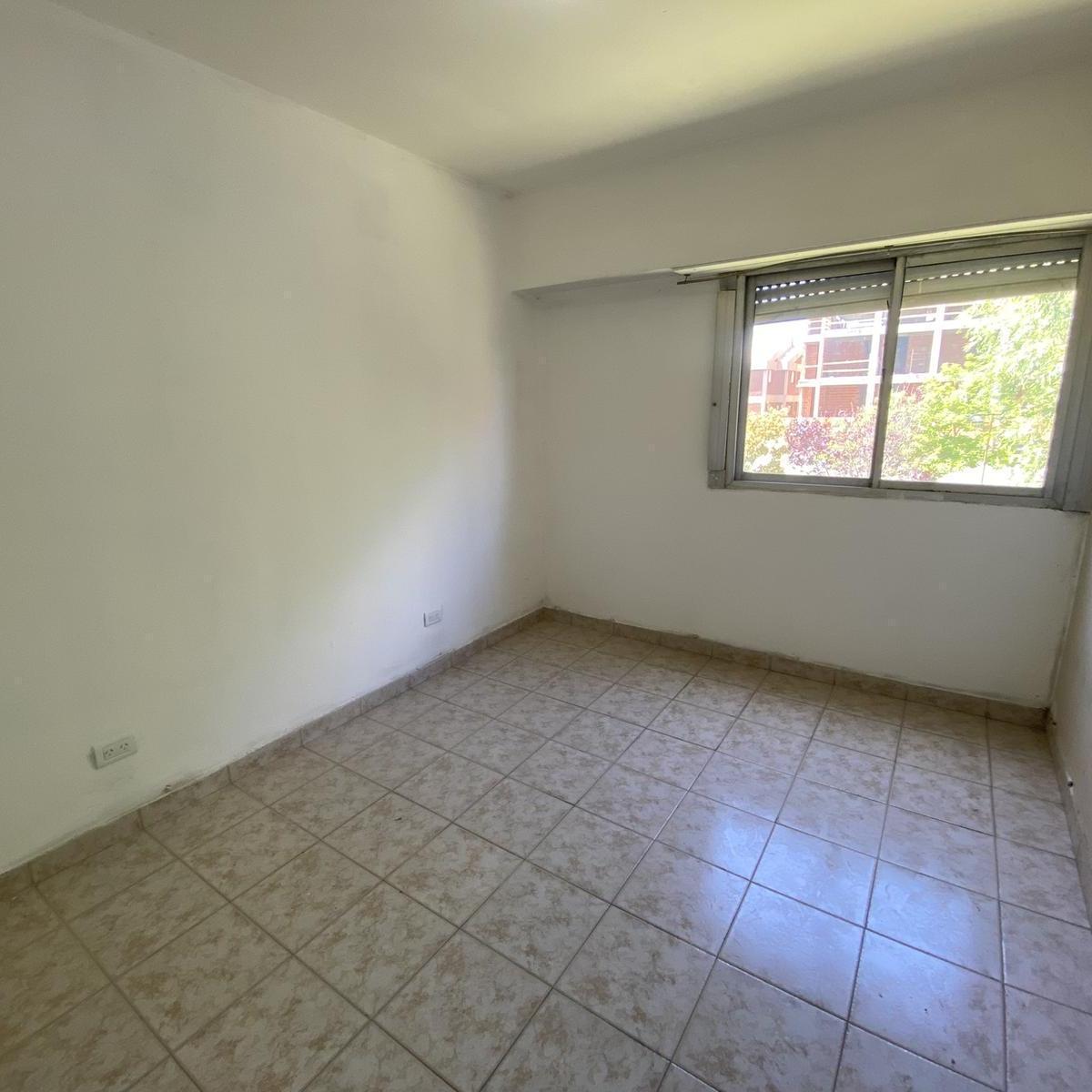 Venta | Departamento 3 Ambientes con Cochera | Barrio San Carlos 5