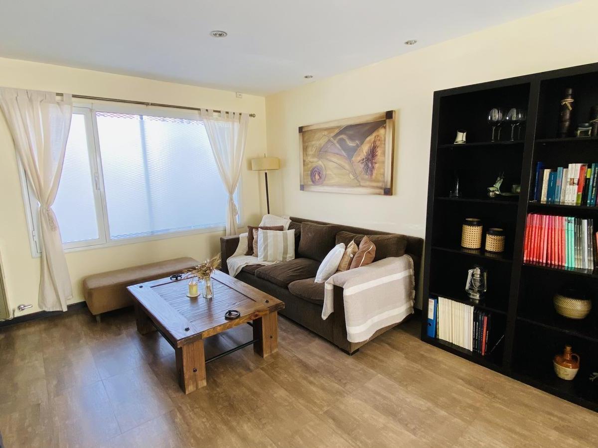 Venta | Propiedad en Block | Casa de 3 Amb C/ Dep y Casa de 2 Amb | Los Troncos 2