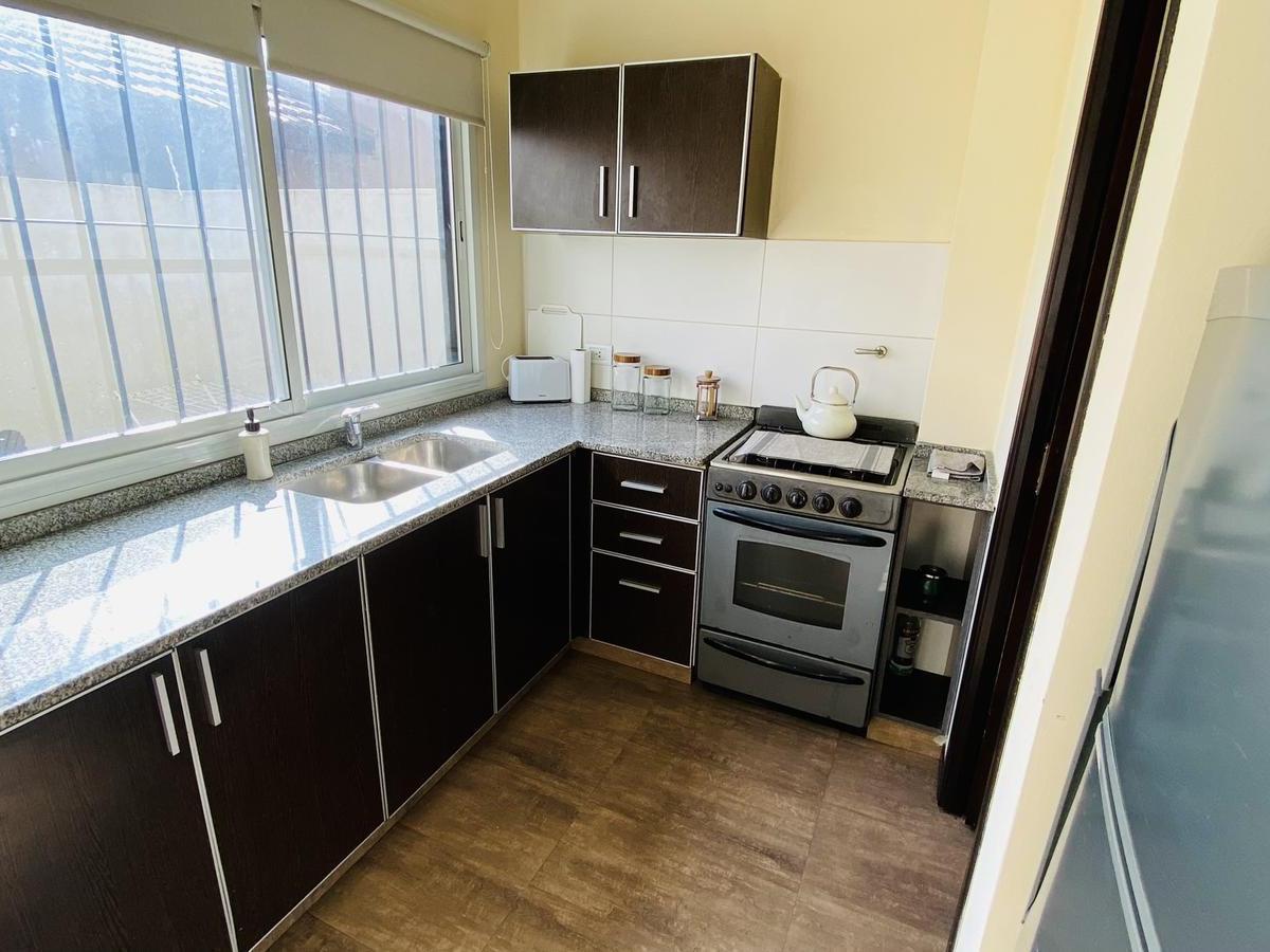 Venta | Propiedad en Block | Casa de 3 Amb C/ Dep y Casa de 2 Amb | Los Troncos 4