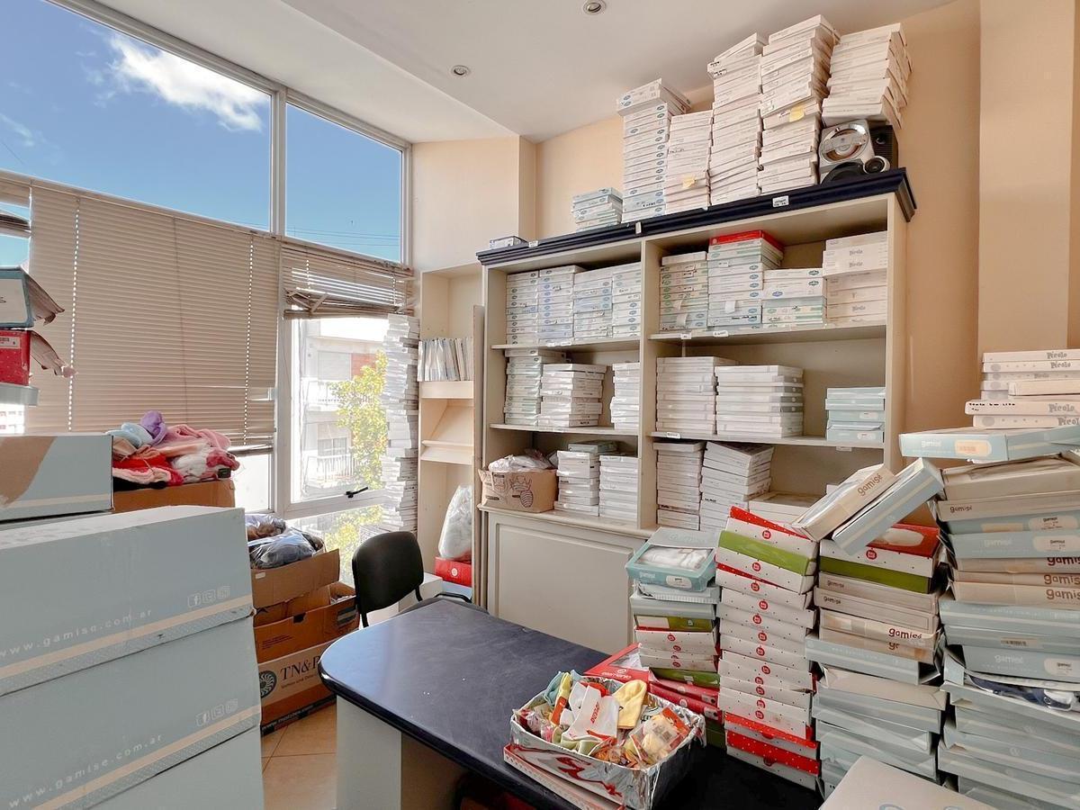 Foto de VENTA | EDIFICIO COMERCIAL | LOCAL OFICINAS, imagen 2