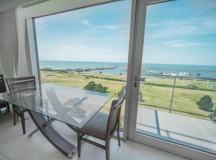 DEPARTAMENTO DE 5 AMBIENTES|  CON VISTAS INIGUALABLES| DEL MAR EL PUERTO Y EL GOLF 5