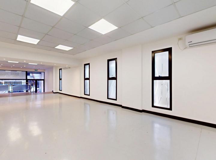 VENTA | LOCAL EN DOS PLANTAS | 523M2