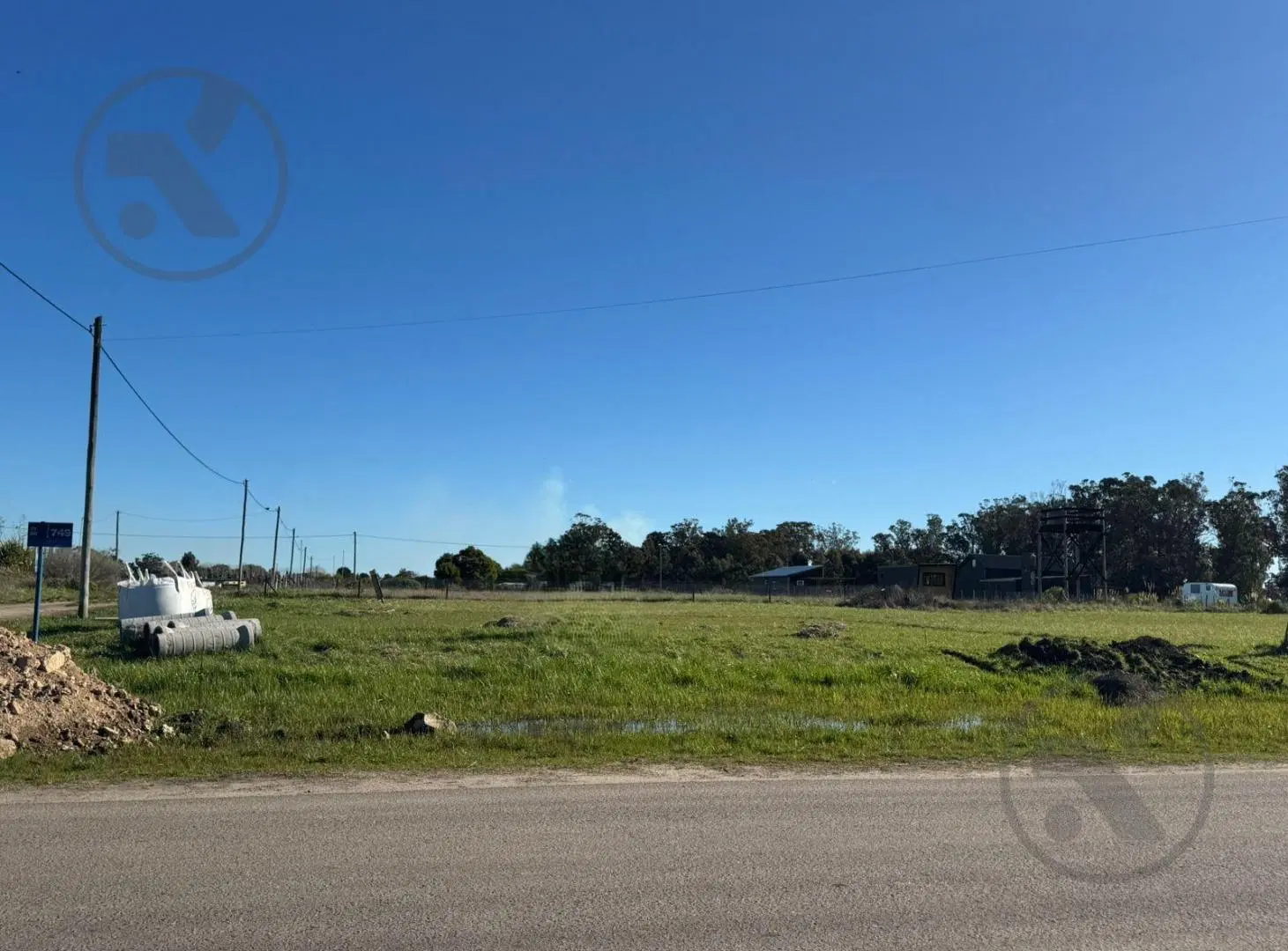 Lote en esquina de 470m2 en Chapadmalal sobre Calle 749 3