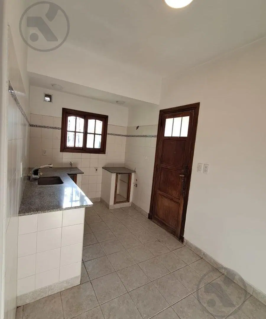 ALQUILER 24 MESES | CASA 3 AMBIENTES CON JARDIN Y GARAGE 3