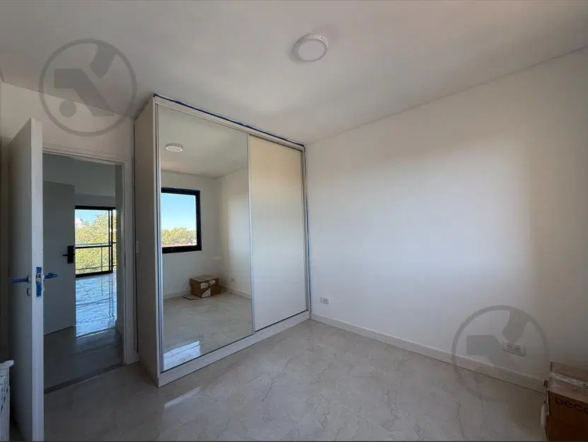 VENTA | SEMI PISO | 2 AMBIENTES | VISTA PANORÁMICA | PLAZA PERALTA RAMOS 3