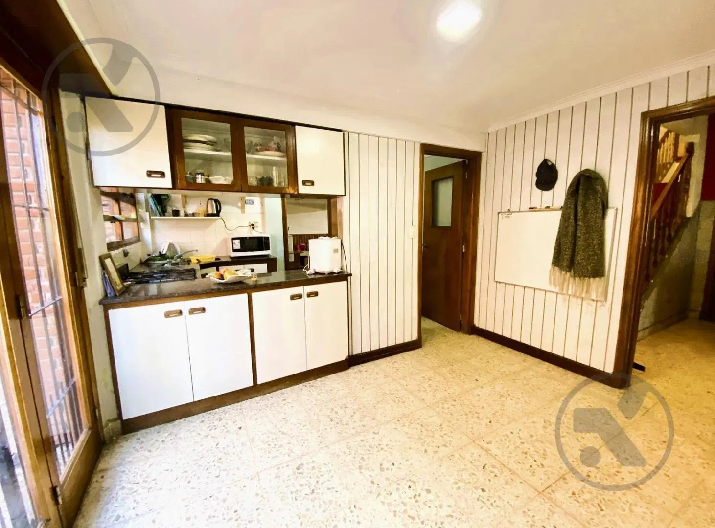Gran chalet de 6 Amb con quincho y jardín en esquina 5